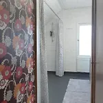 Kortteer Pinkki Huone בית אירוח