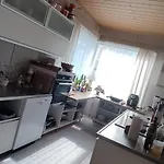 בית אירוח Kortteer Pinkki Huone