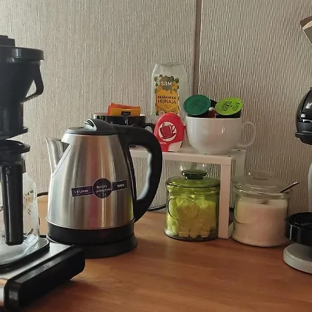 Kortteer Pinkki Huone Раума