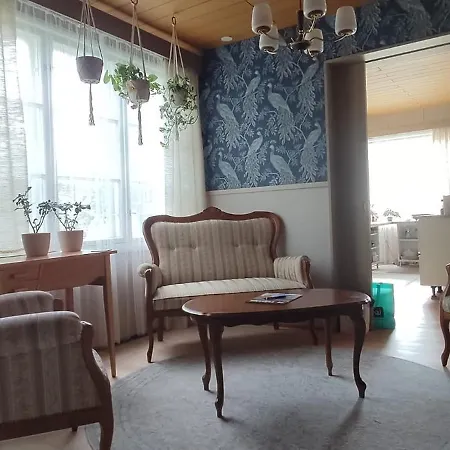 Проживание в семье Kortteer Pinkki Huone *