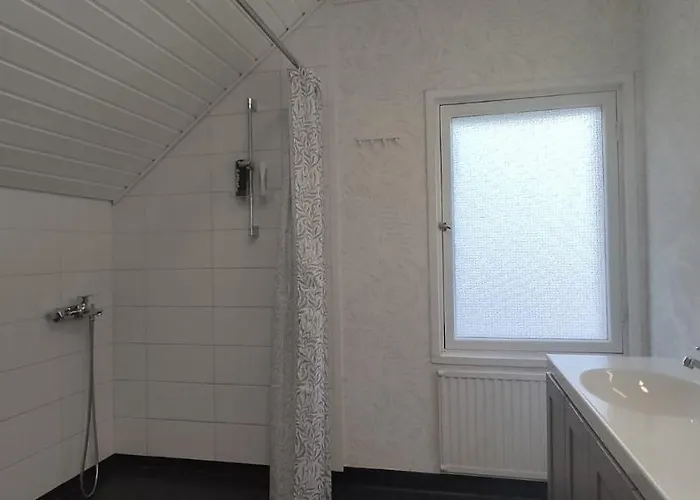 Kortteer Pinkki Huone Проживание в семье *