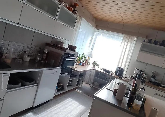 Проживание в семье Kortteer Pinkki Huone